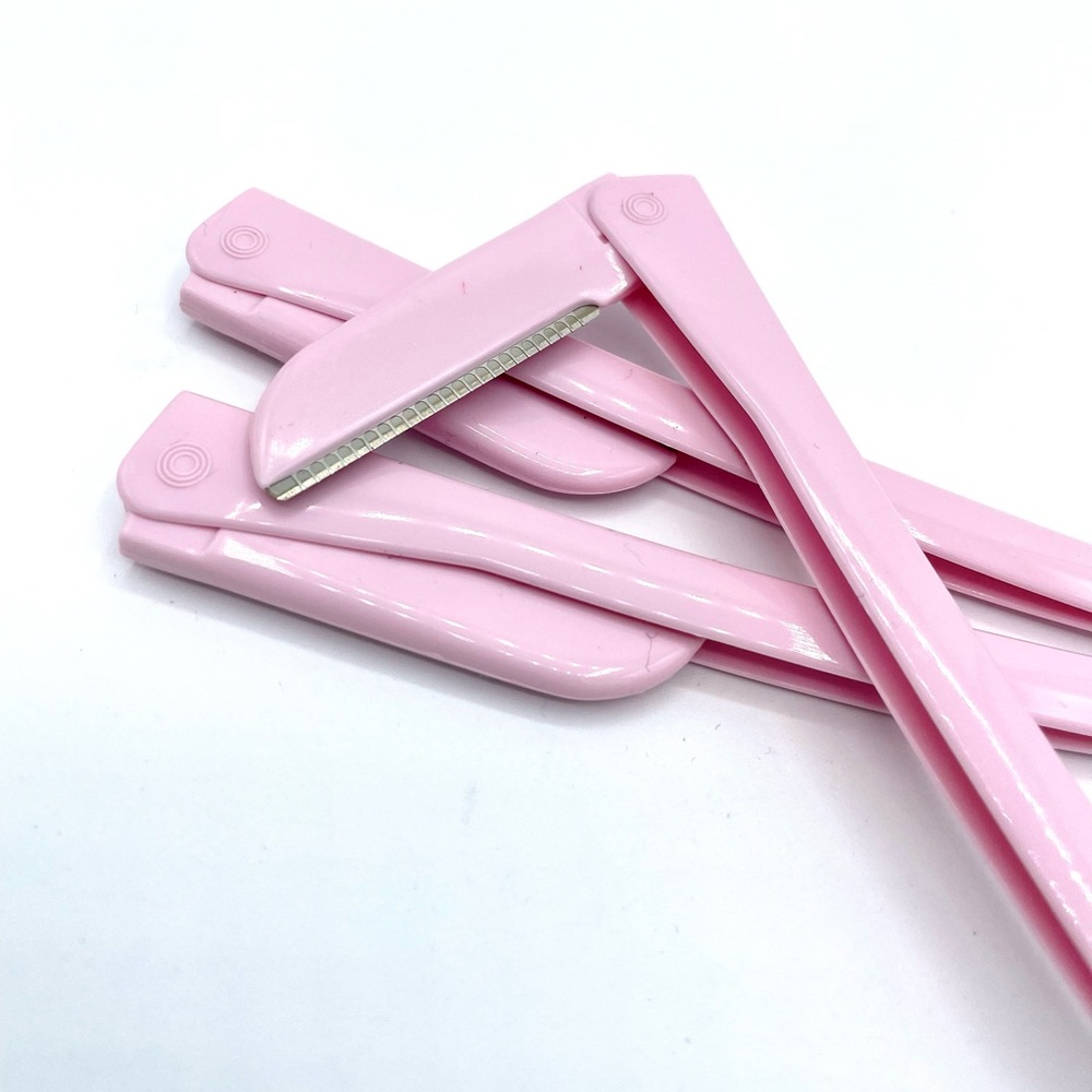 Set of 3 pink eyebrow razors